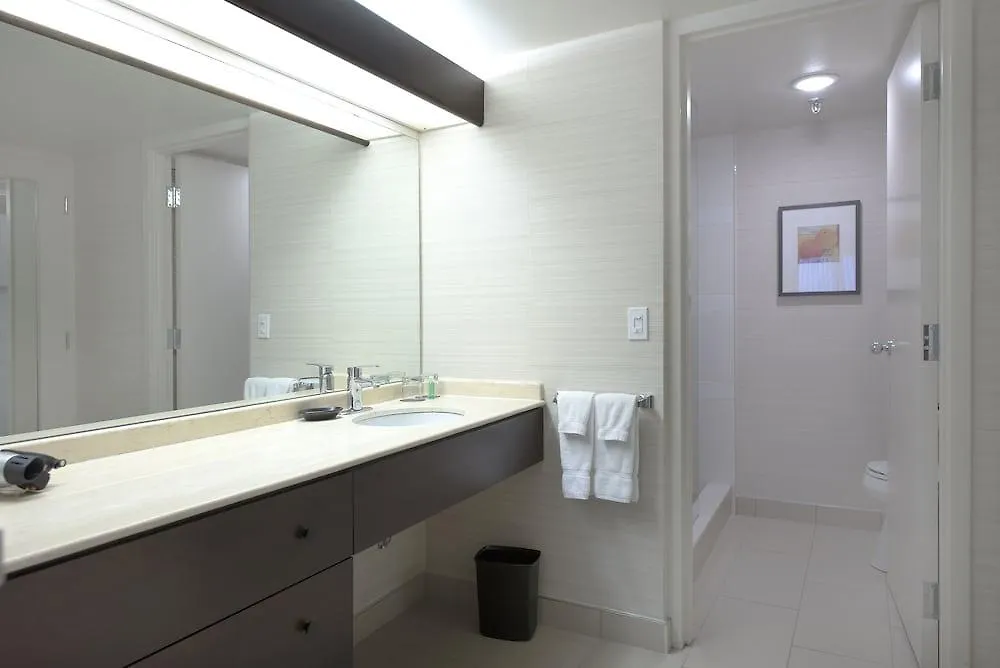 Cambridge Suites Toronto Hotel