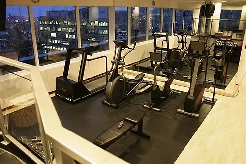 Cambridge Suites Toronto