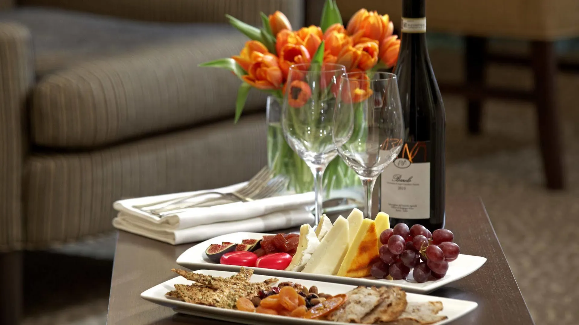 Hotel Cambridge Suites Toronto