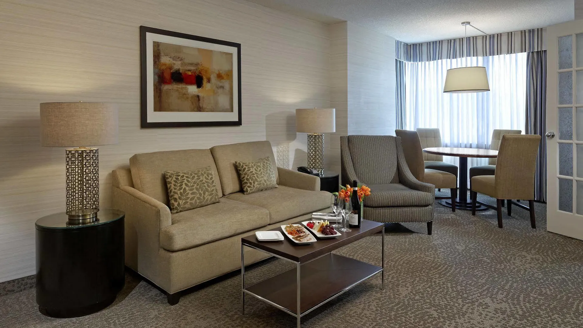 Cambridge Suites Toronto