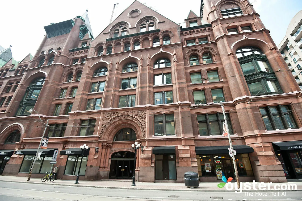 Cambridge Suites Toronto 4*,