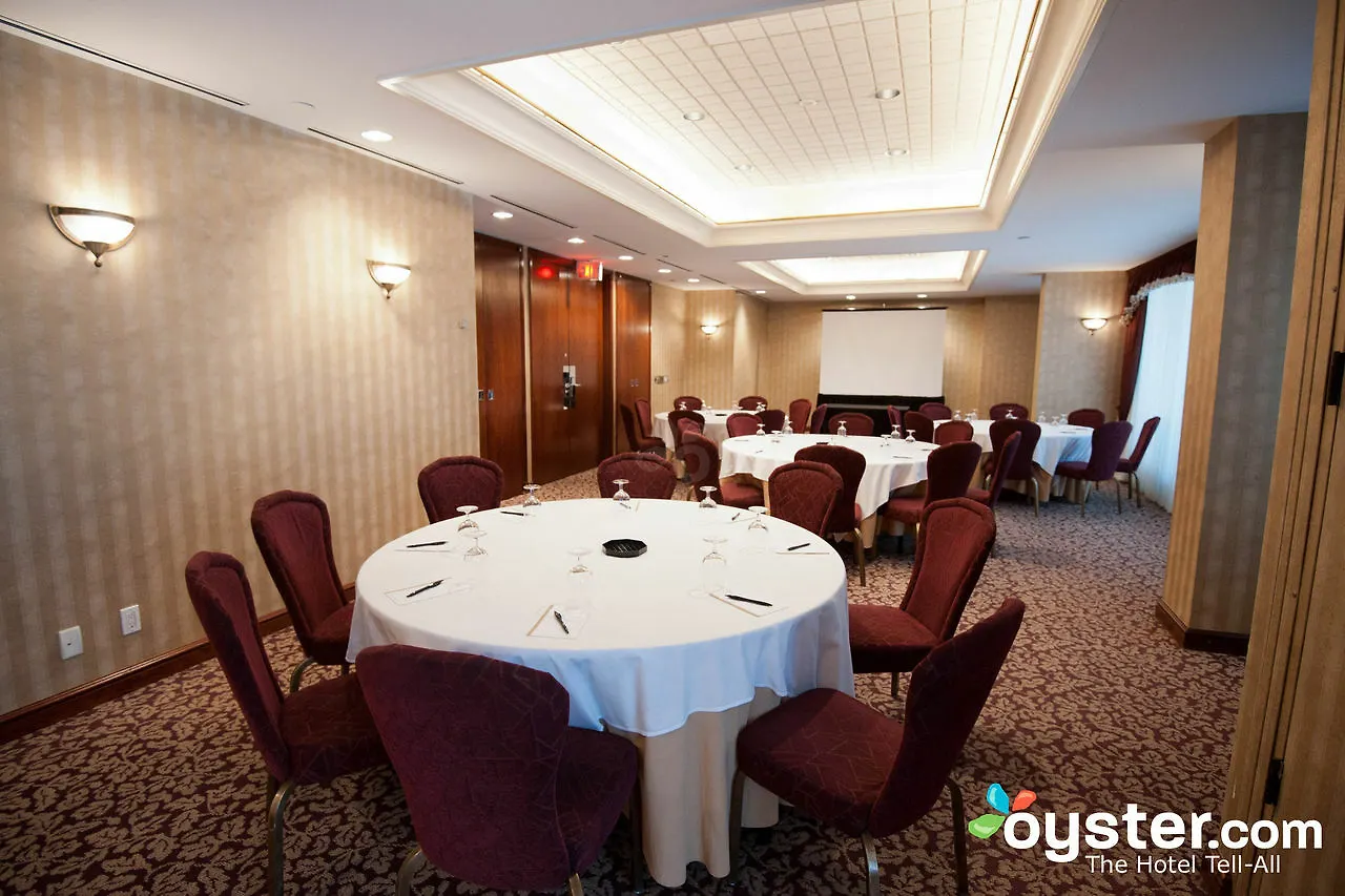 Hotel Cambridge Suites Toronto